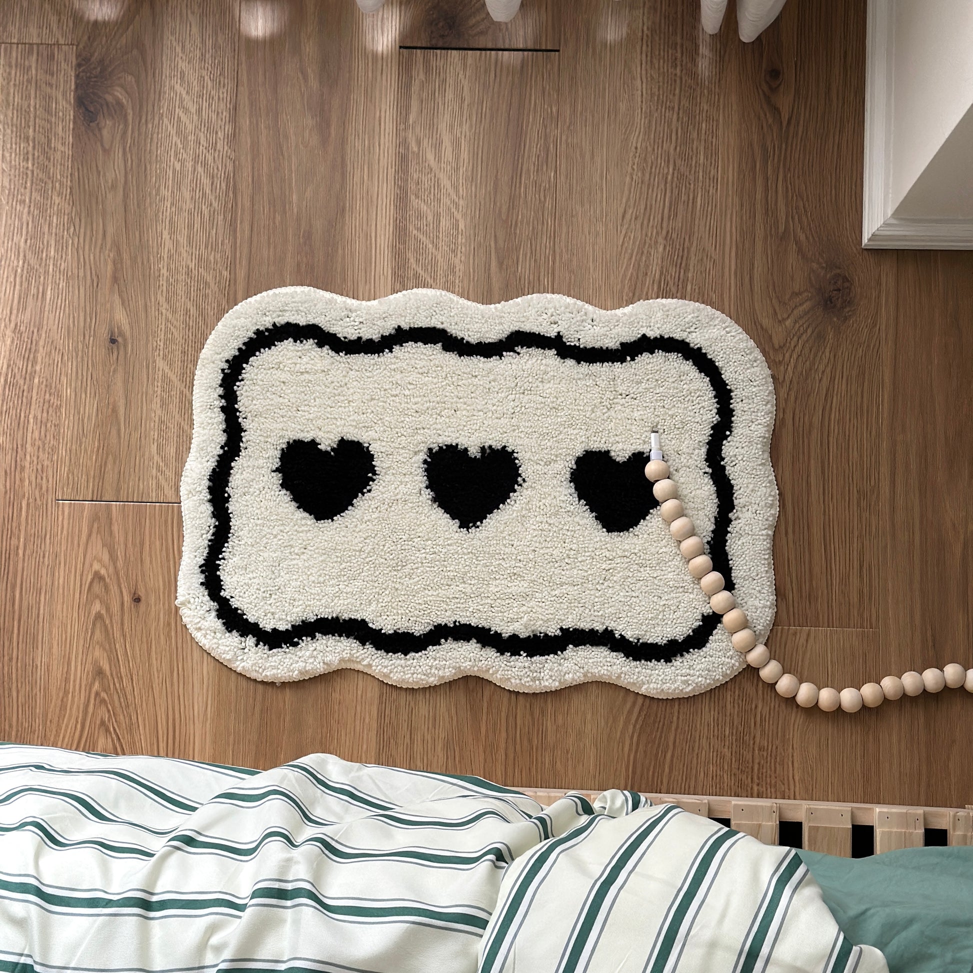 ラグ｜ラグマット ハートモチーフ - territory