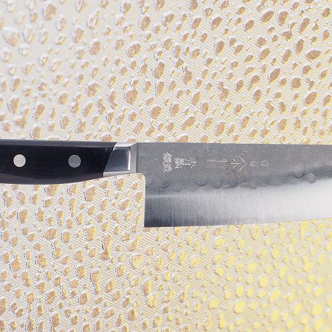 三徳包丁 ステンレス梨地槌目刃渡180mm 青2鋼斜め口金 やまき白木屋