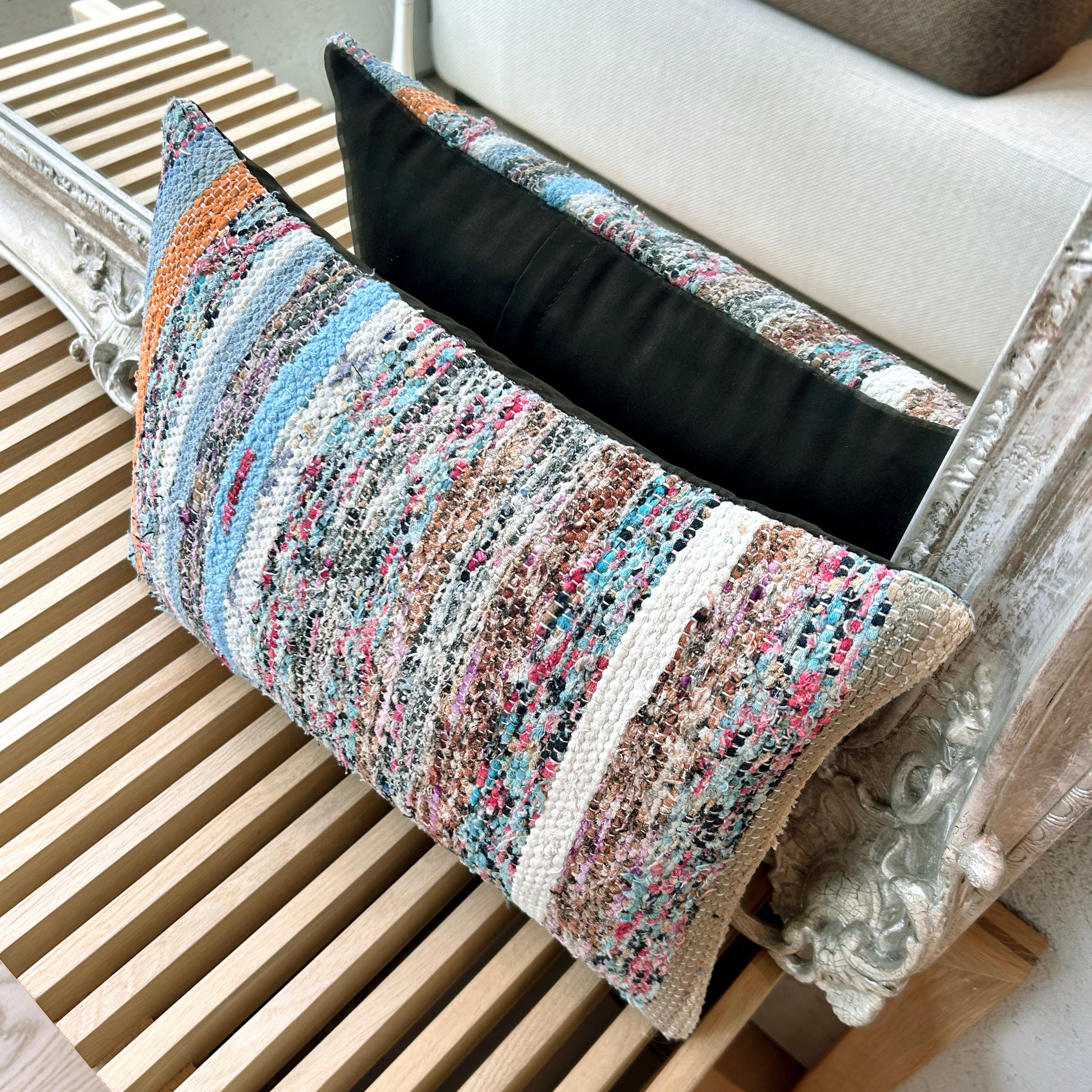 オールドキリム（裂き織り） キリムクッションカバー 30×45㎝ (C-14032