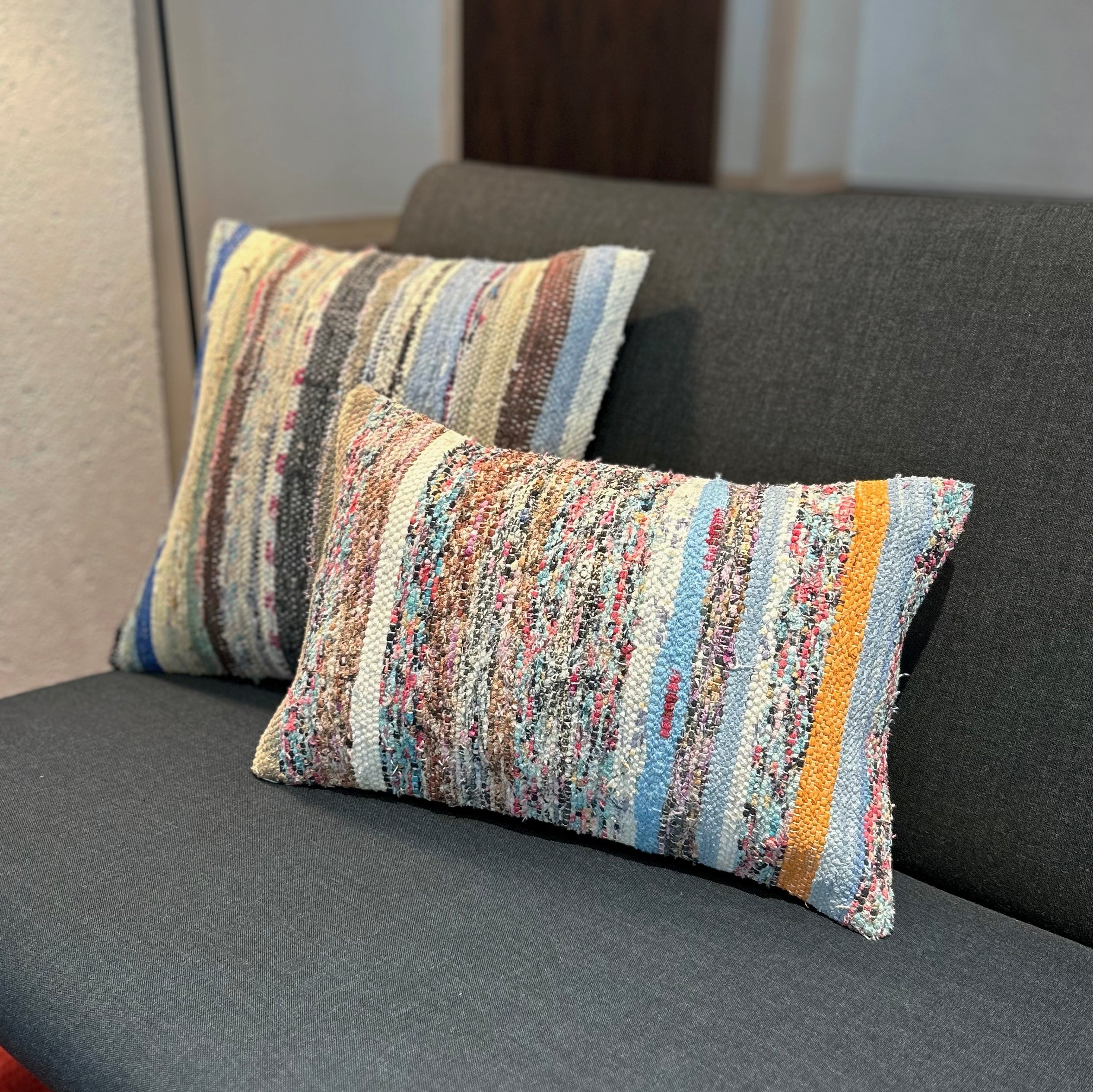 オールドキリム（裂き織り） キリムクッションカバー 30×45㎝ (C-14032