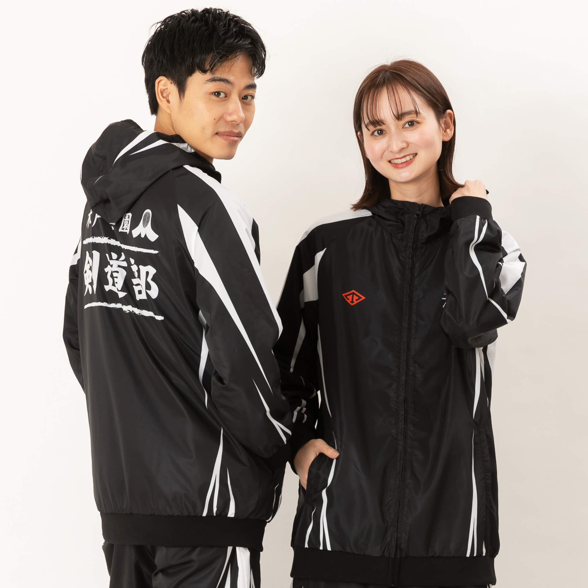 秋におすすめのオリジナルウィンドブレーカー – オリジナルグッズ作成