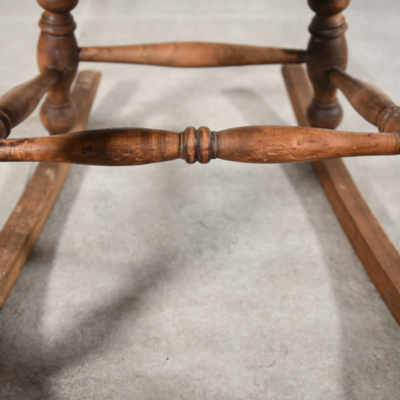 カントリーアンティークのロッキングチェア – 神戸アンティークウェア