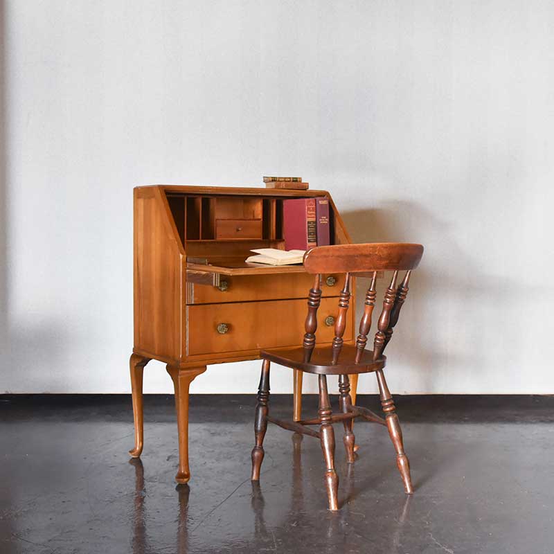 ライティングビューローデスク/FU-245D – 神戸アンティークウェアハウス