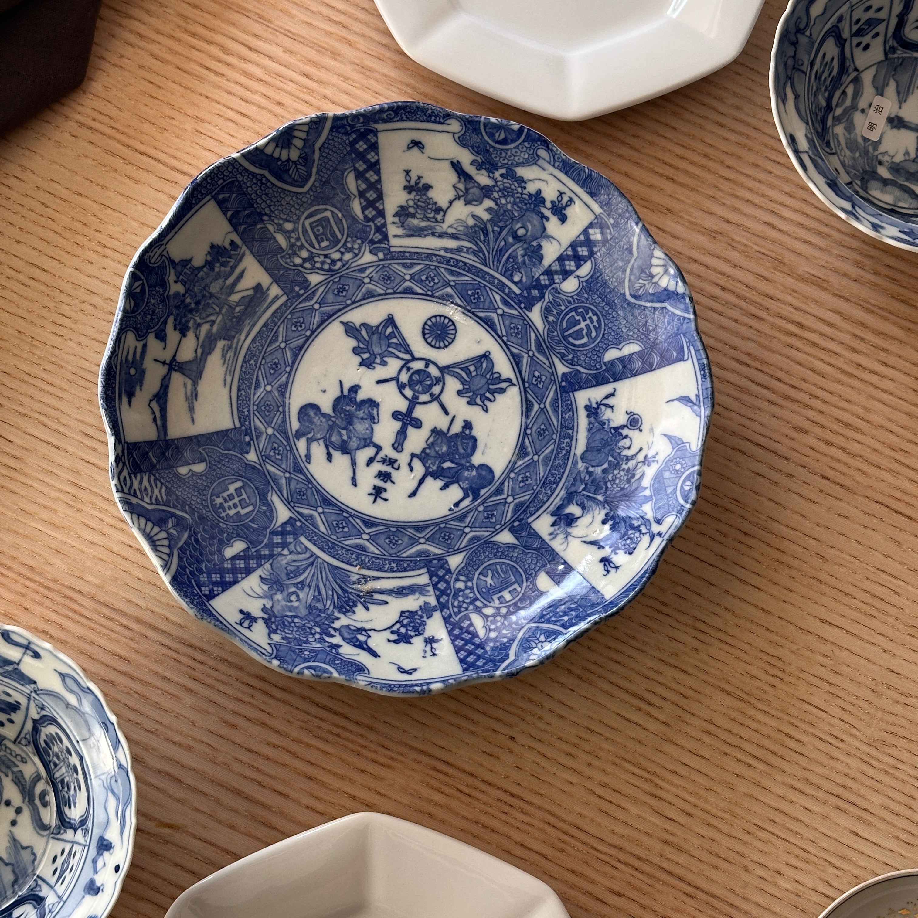 8寸皿】時代を描く印判8寸皿 – Kotto Shop