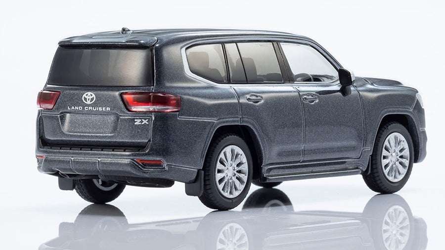 トヨタの「ランクル300」がミニカーになって登場！ 世界的人気を誇る