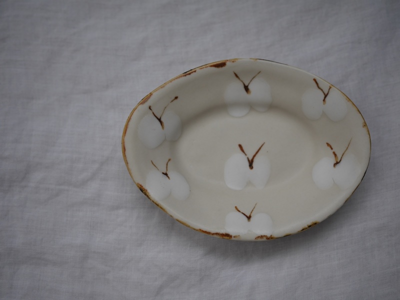 いつも争奪戦のような人気ぶり。石木文さんの器 | 暮らしとおしゃれの