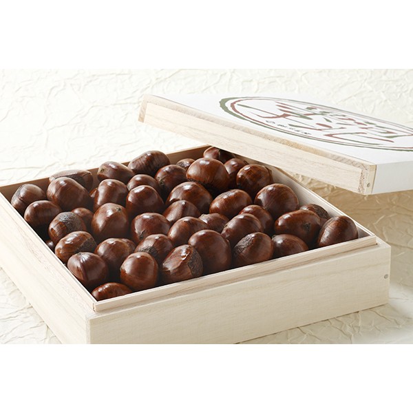 木箱入り甘栗 小（660g） | 林万昌堂 | 京ものさんぽ