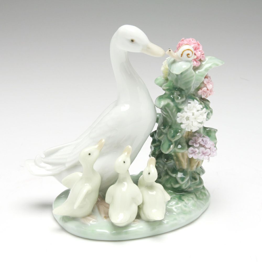 リヤドロ 兜 Black 13046 | ブランド洋食器専門店ル・ノーブル 公式