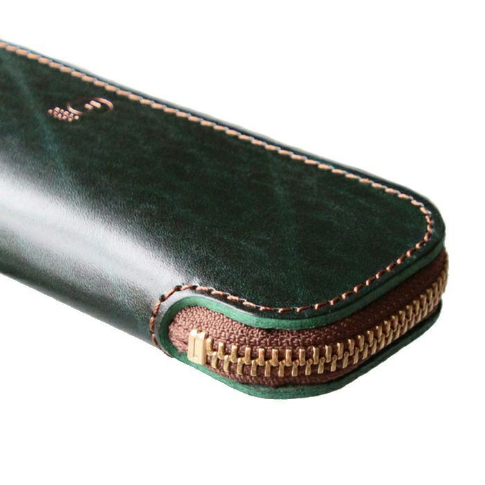 公式サイト・薬院本店限定/ルガトショルダー／トレーペンケース