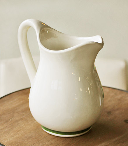 イタリア製 輸入雑貨 ピッチャー 水差し ブドウ ジャグ 花瓶 デカンタ