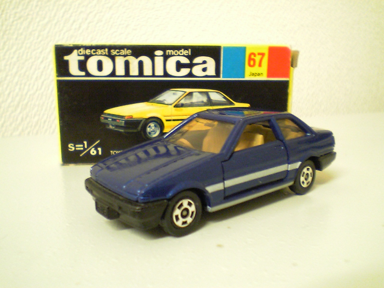 黒箱トミカ トレノ『2ドア』の青が : おもちゃ雑記帖【静岡版】