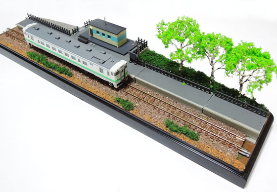 北海道風ジオラマ、4モジュール完成 : 鉄道LOG