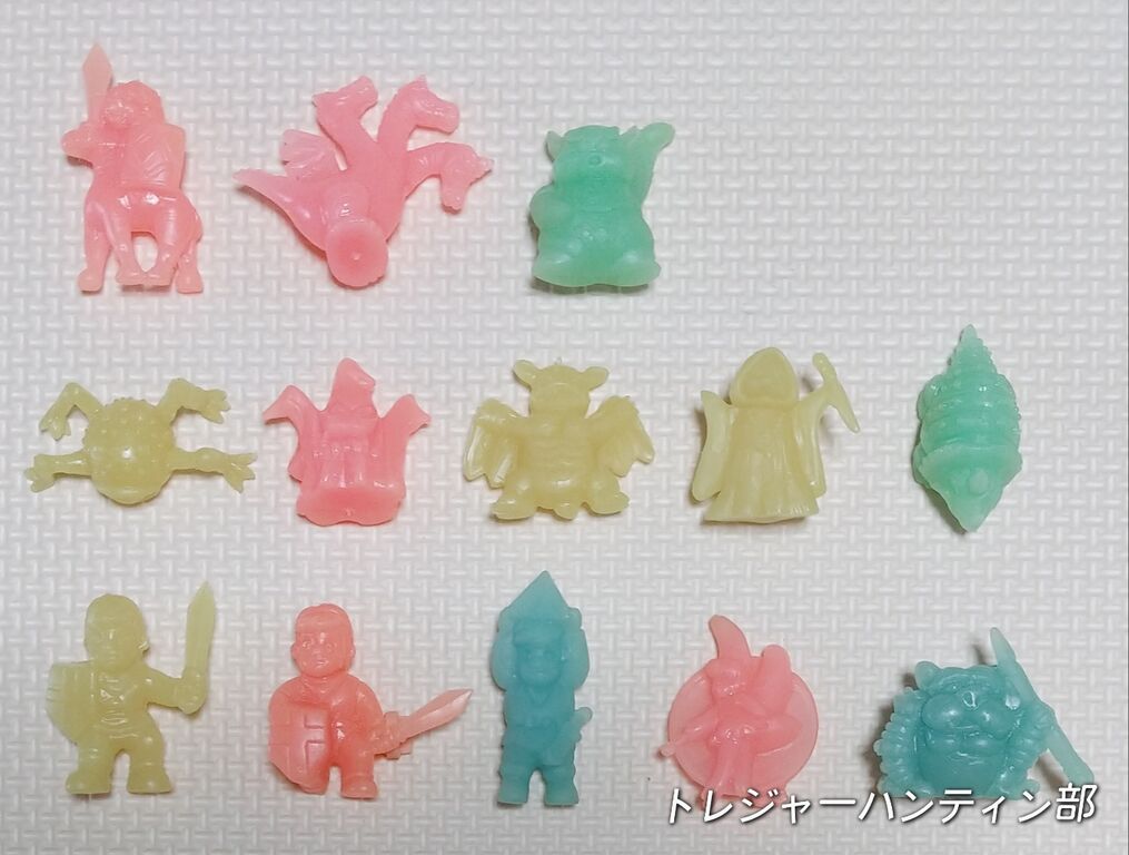 所持確認&リスト纏め ロッテ ファミコンチョコ 消しゴム 蓄光 スーパー