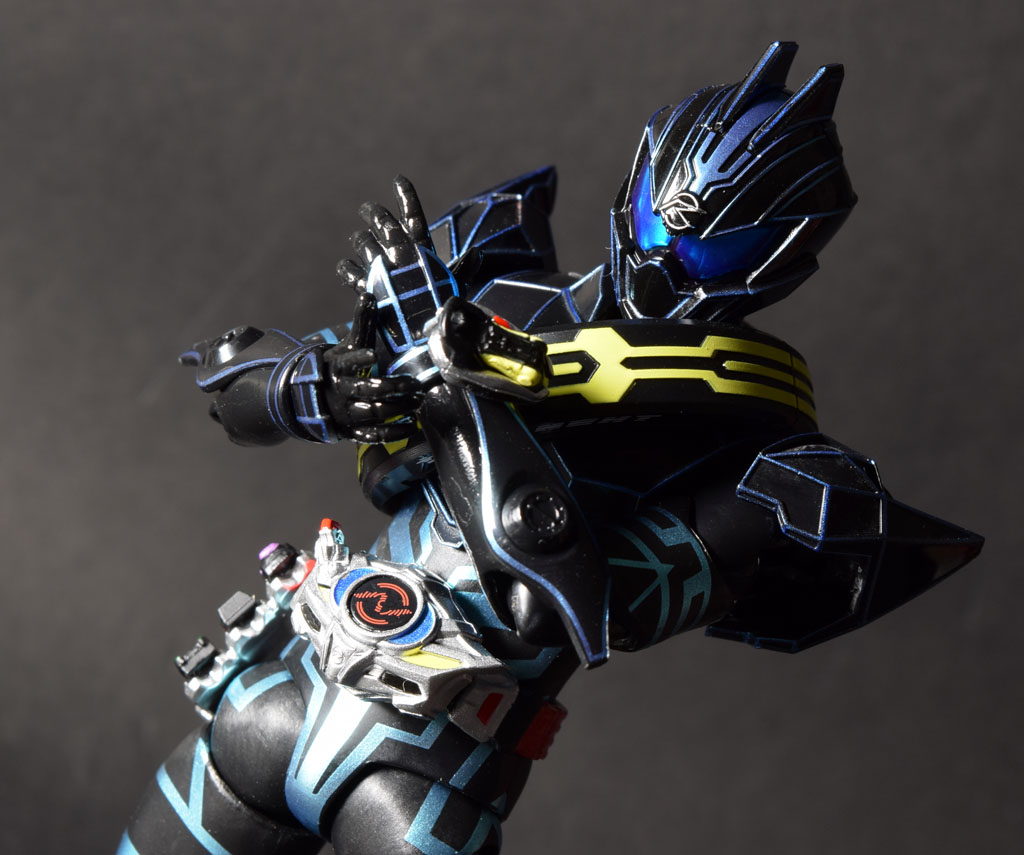 S.H.Figuarts 仮面ライダーダークドライブ タイプネクスト : from