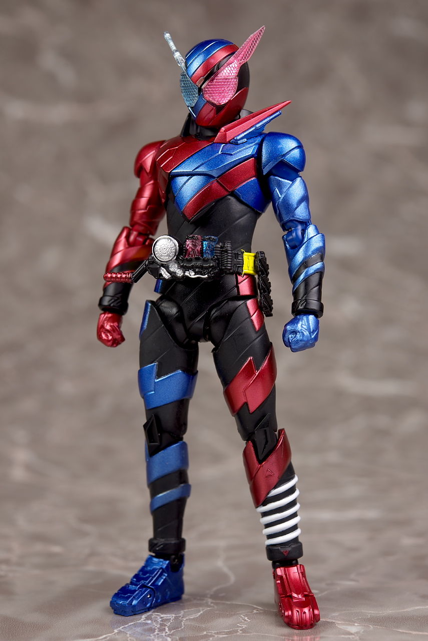 最終値下げ！仮面ライダービルド フィギュアーツセット Amazon.co.jp