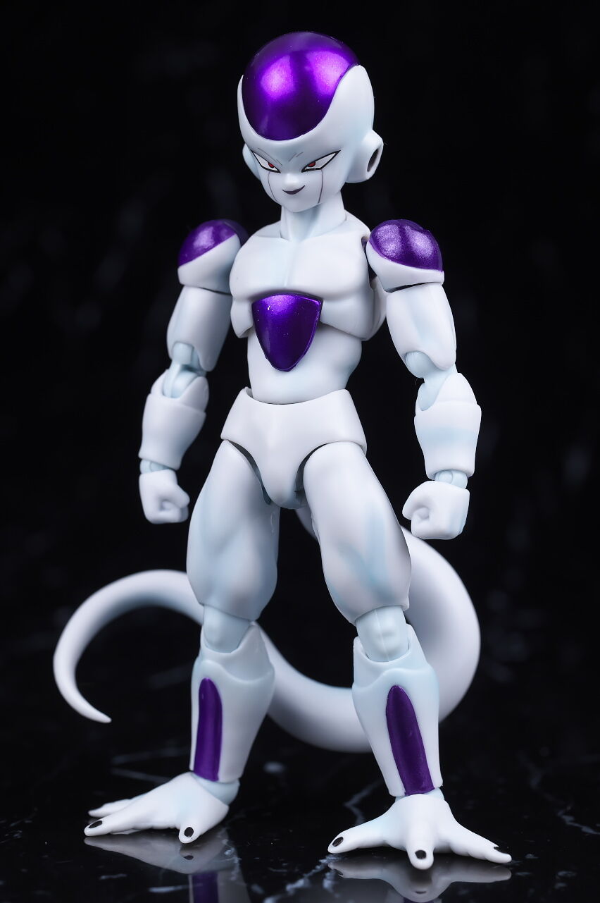 S.H.フィギュアーツ フリーザ 第四形態 レビュー : はっちゃか