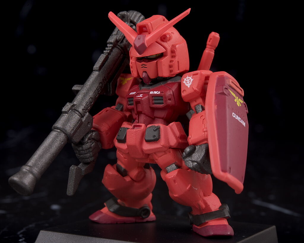 FW GUNDAM CONVERGE:CORE キャスバル専用ガンダム＆赤い彗星の軌跡