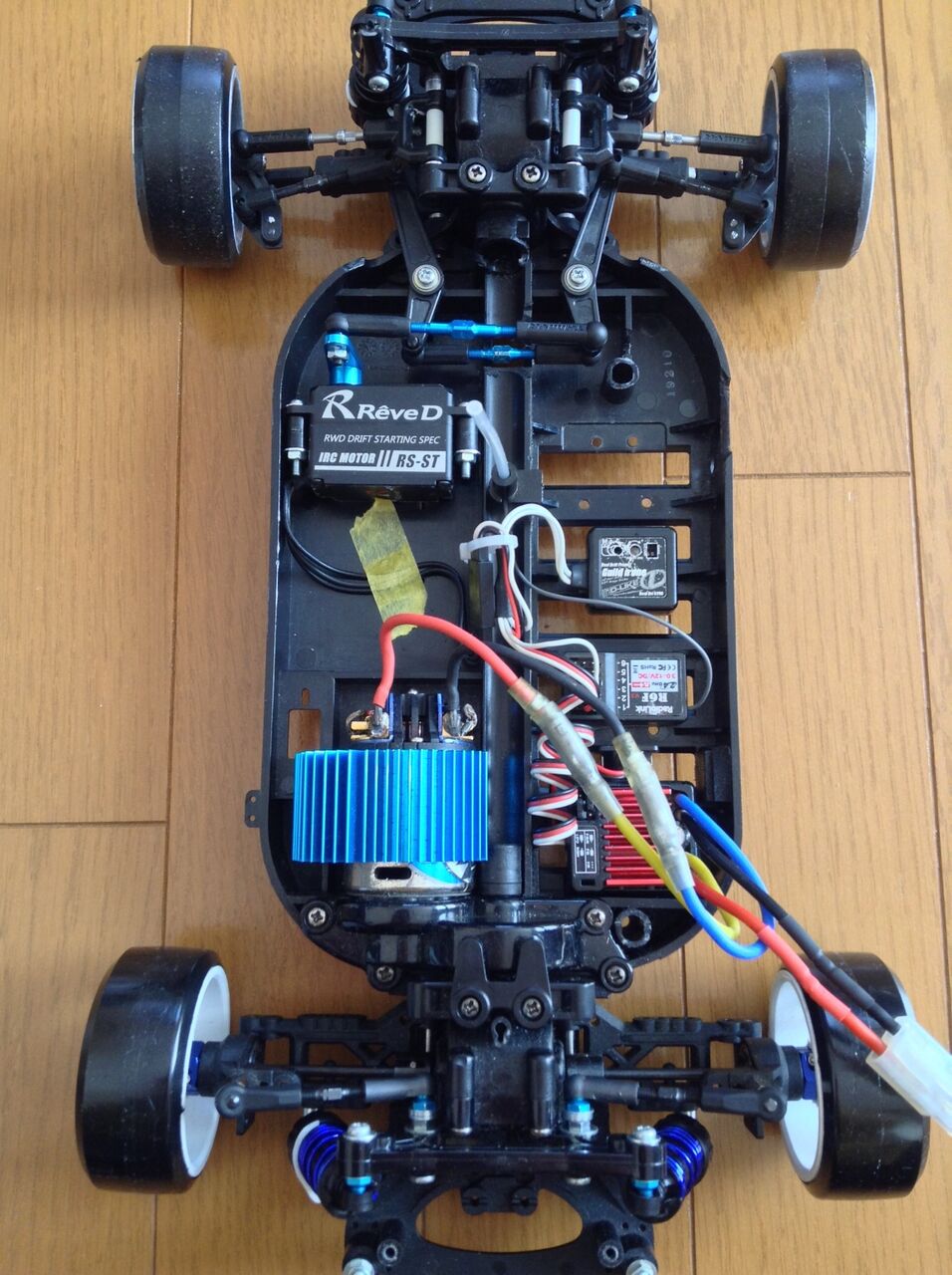 2023/3/5の作業：タミヤ TT-01のレイアウト変更 : お父さんの作業部屋