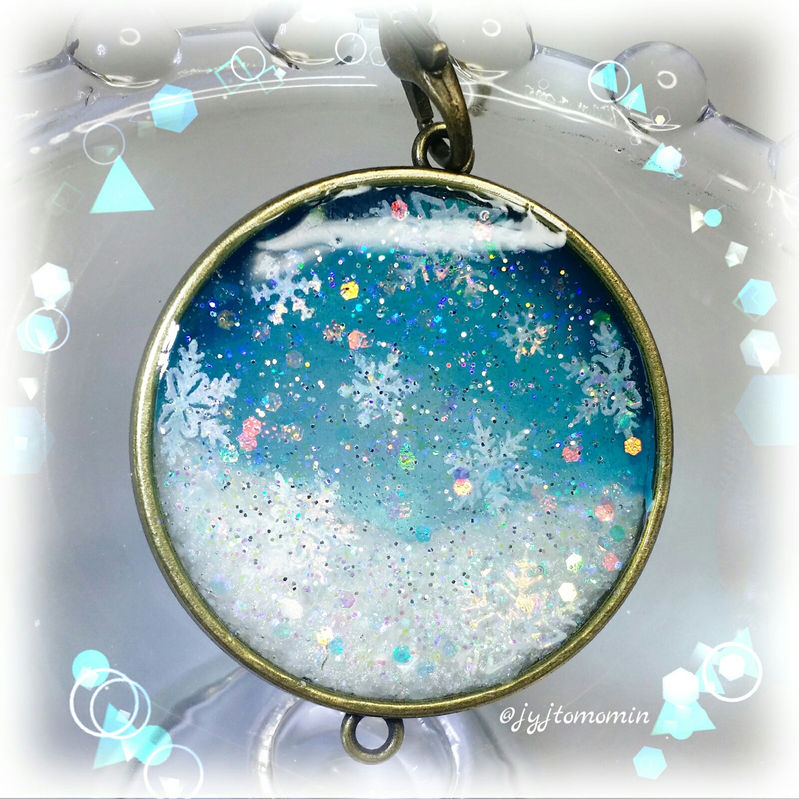 冬レジン作品集】ダイヤモンドダストを試作♪ : UVレジンの作品紹介