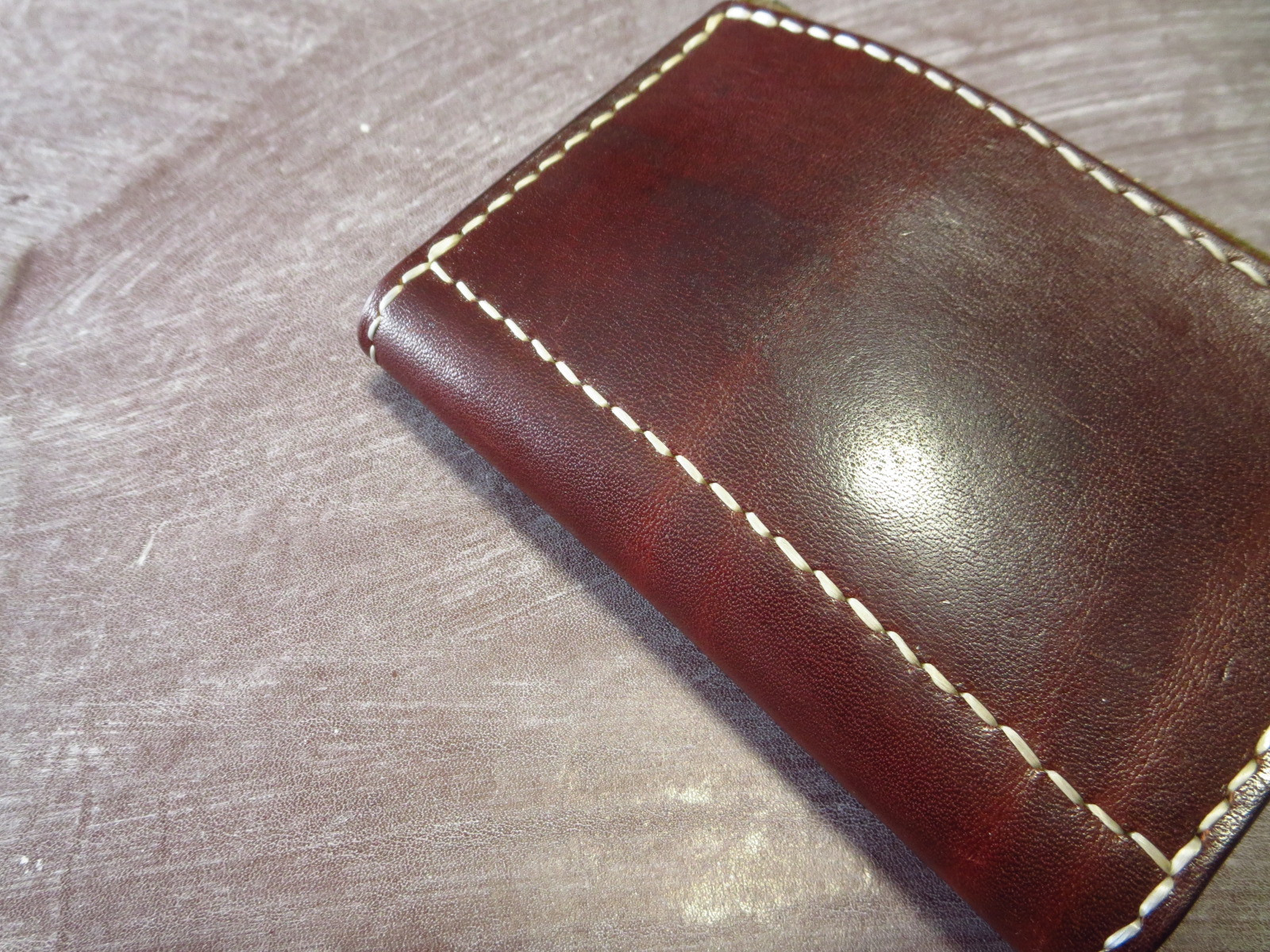 ベイカー社フルグレインブライドルレザー入荷しました : Jem Cuoio