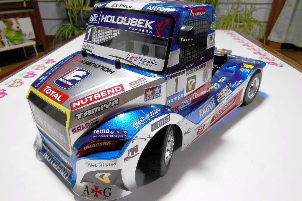 レーシングトラック・ボディがようやく完成 : プラドの趣味の備忘録