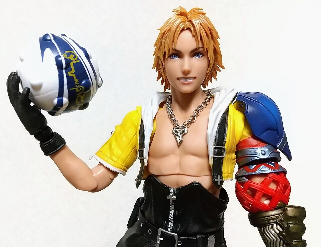 ブリッツボール！】ファイナルファンタジーX PLAY ARTS改 ティーダ