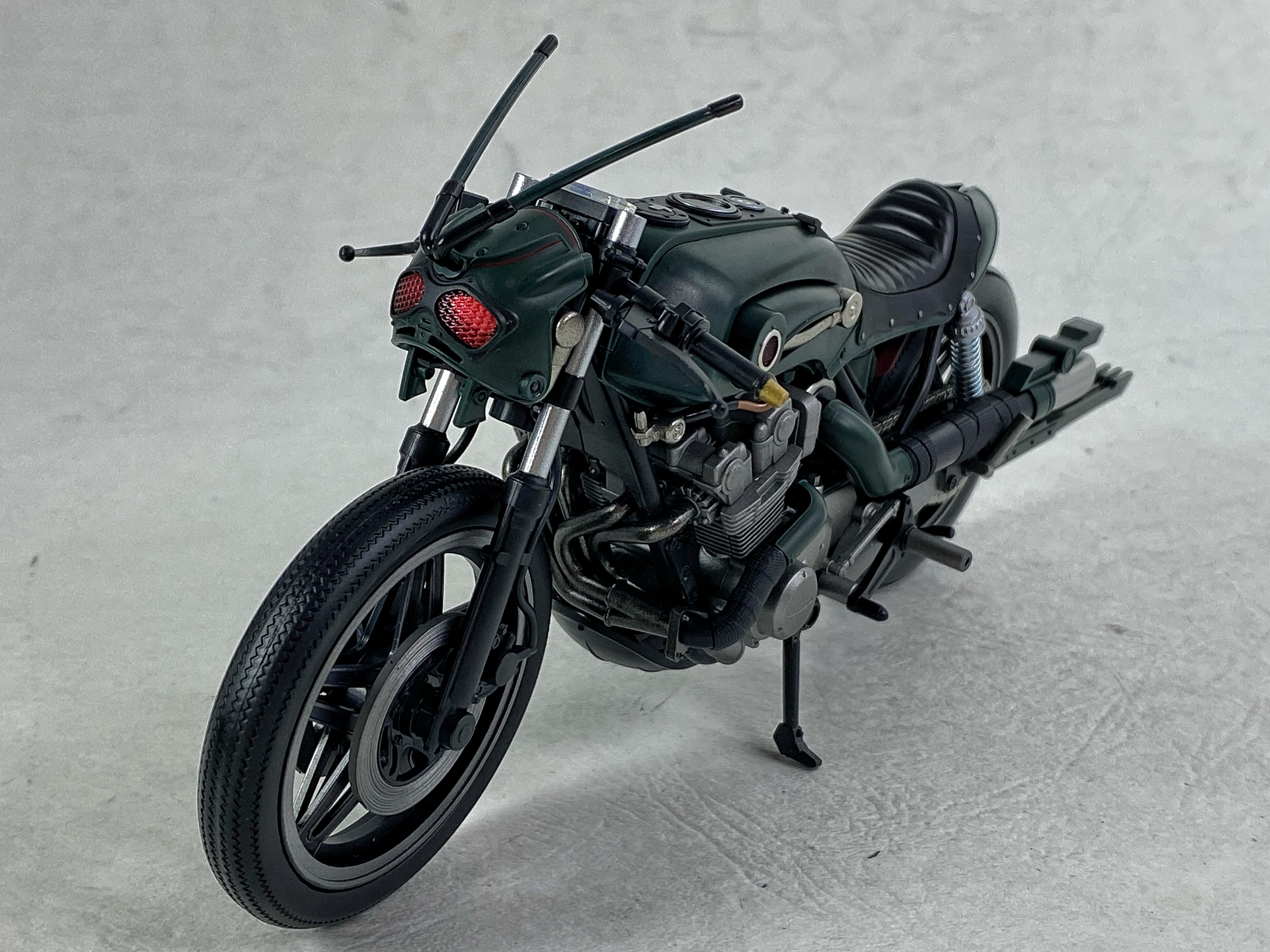 S.H.Figuarts バトルホッパー(仮面ライダーBLACK SUN) レビュー : える