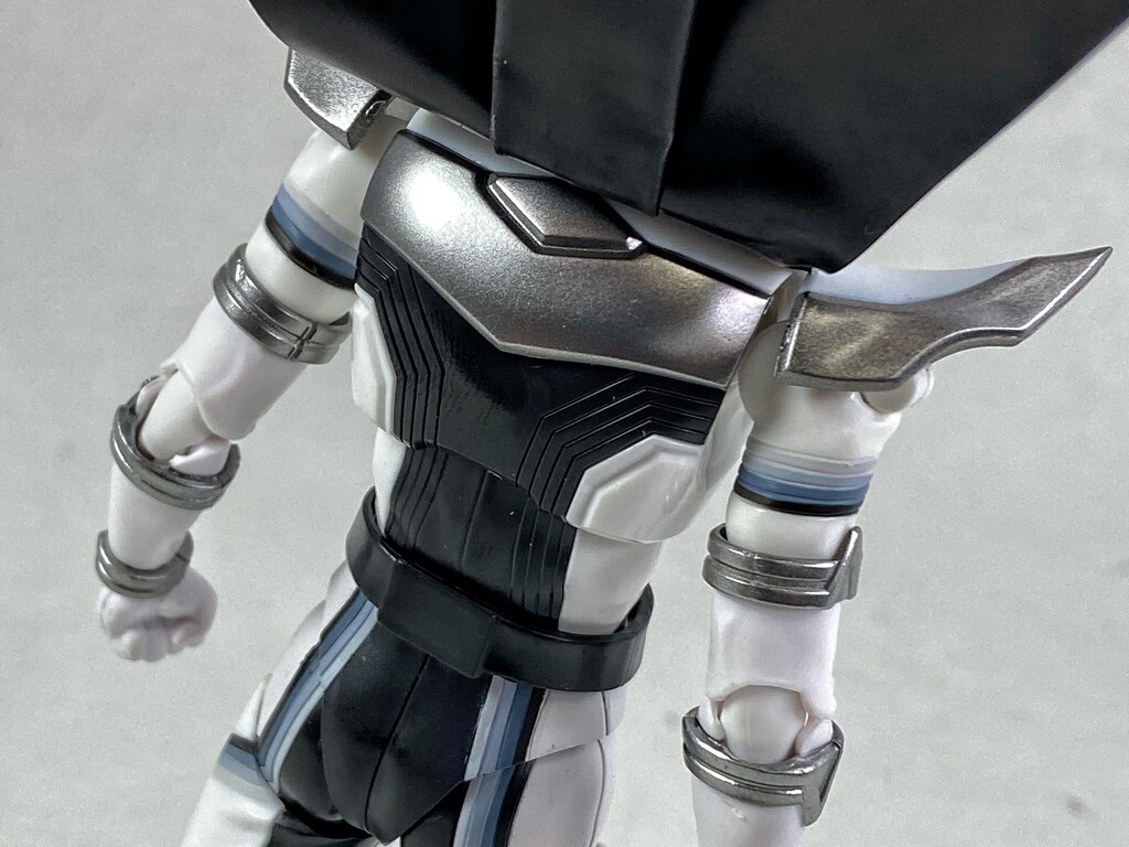 S.H.Figuarts ゼンカイザーブラック レビュー : えるけーえぬ