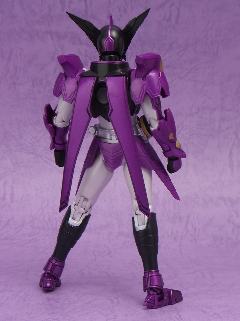 S.I.C.仮面ライダーオーズ プトティラコンボ 羽の取り付け方について