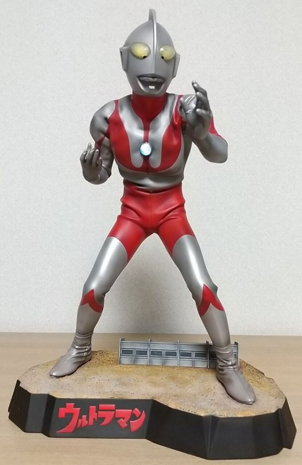 ウルトラマンの日！目とカラータイマーの明るさをリモコンで調節】G3