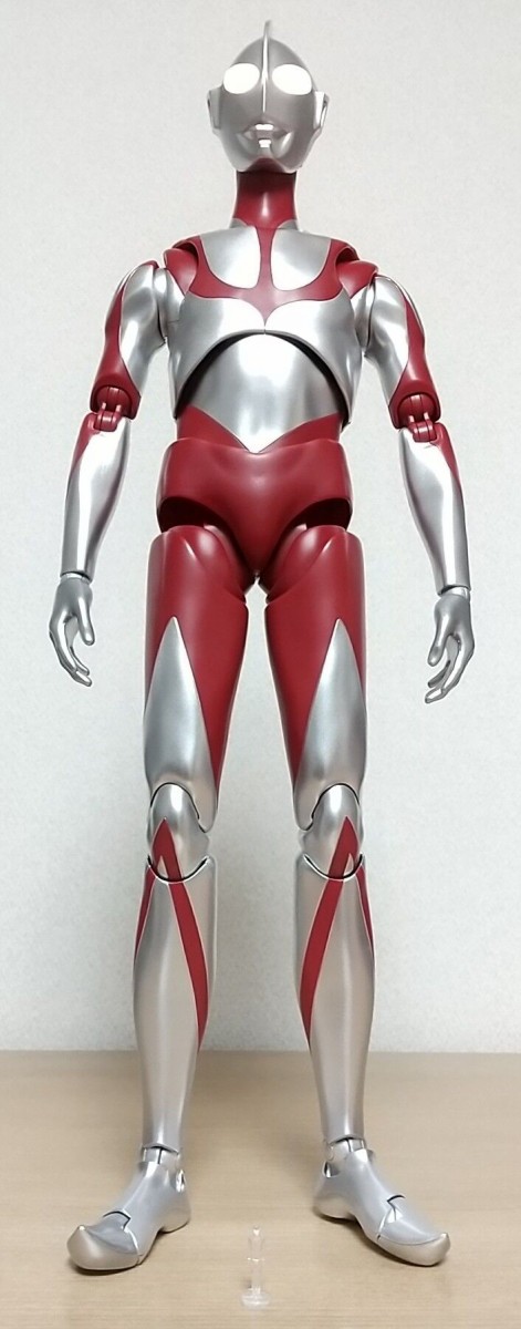 目が発光！約40cmのビッグサイズ可動フィギュア】DYNACTION