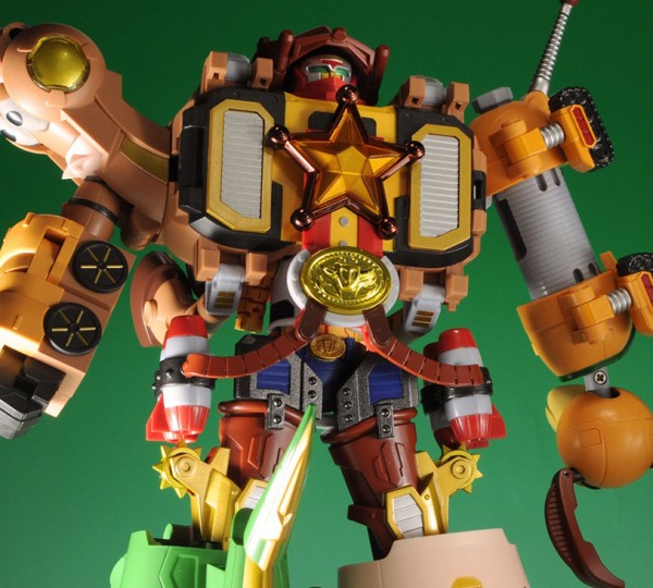 11/25発売「超合金 トイ・ストーリー 超合体 ウッディ ロボ・シェリフ