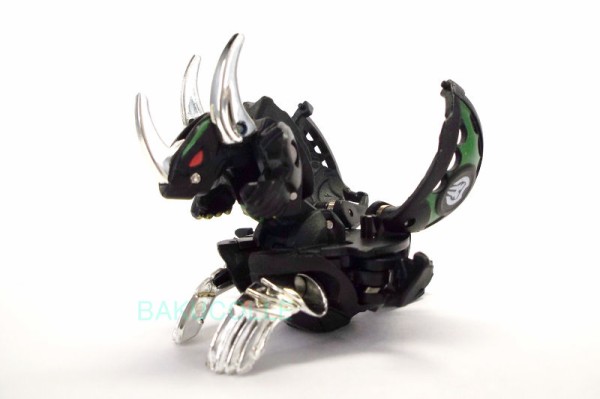ダークオン・ブレイズ・ドラゴノイド亜種 DARKUS LUMINO DRAGONOID 闇