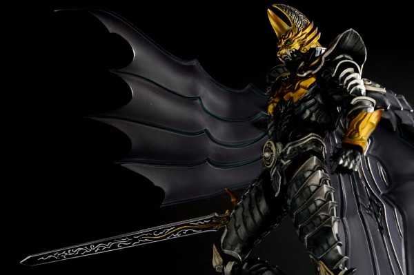 魂ウェブ商店限定 魔戒可動 黄金騎士ガロ 流牙ver. レビュー : きん