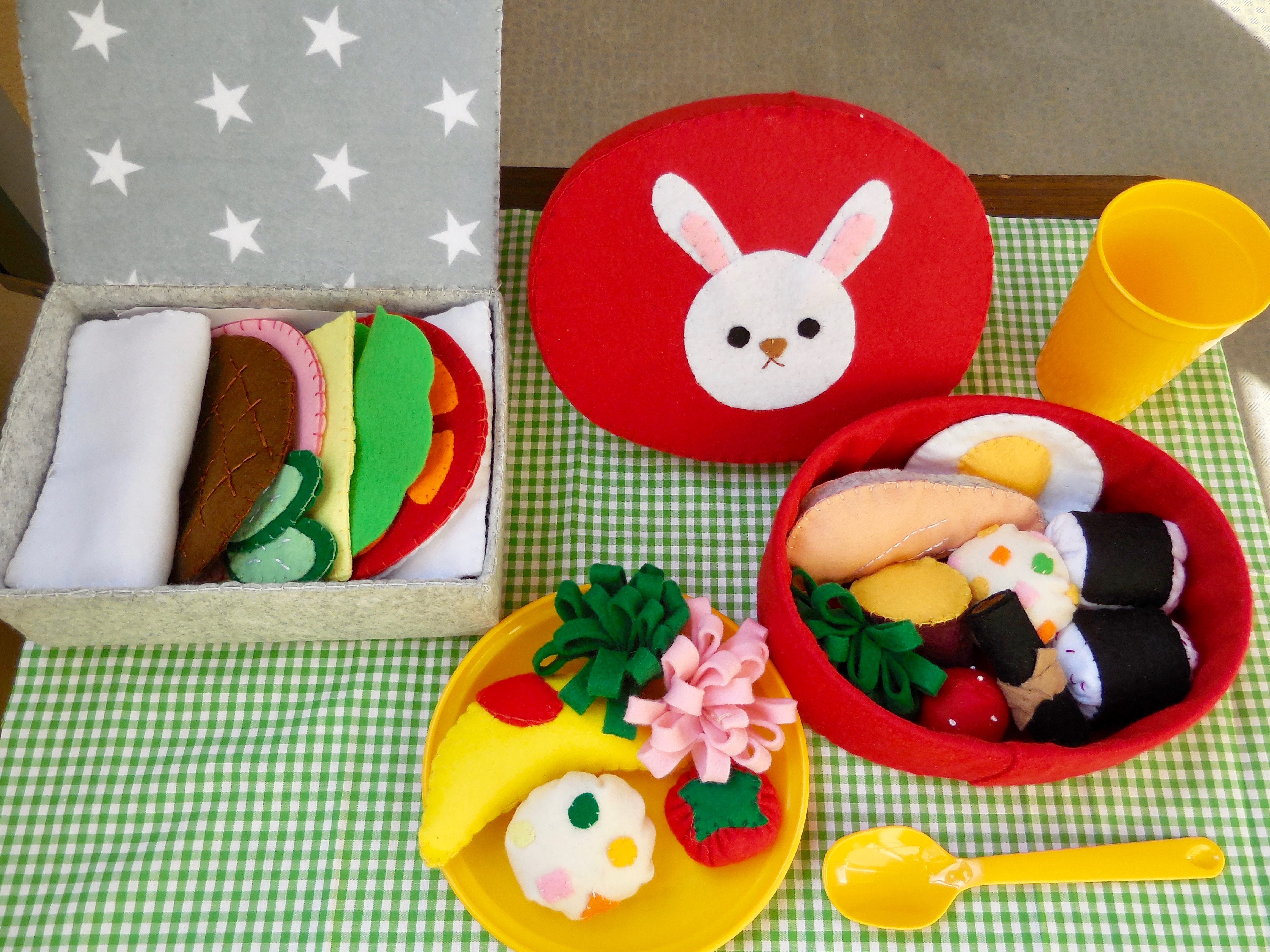 NEW】おうち時間を楽しもう♪ふみふみのやさしいフェルト絵本と