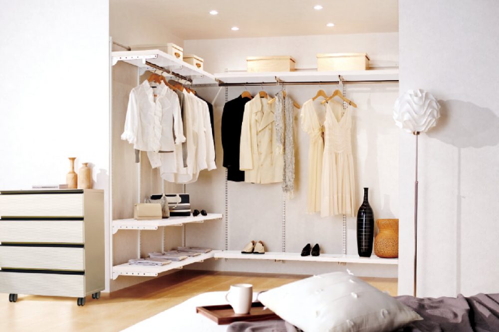 創造する収納空間「Fitrack-フィットラック-」で無駄のない壁掛け収納