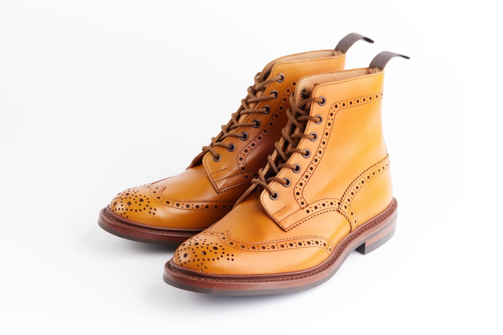 トリッカーズ STOW ACORN ウィングチップ メンズ | トリッカーズ