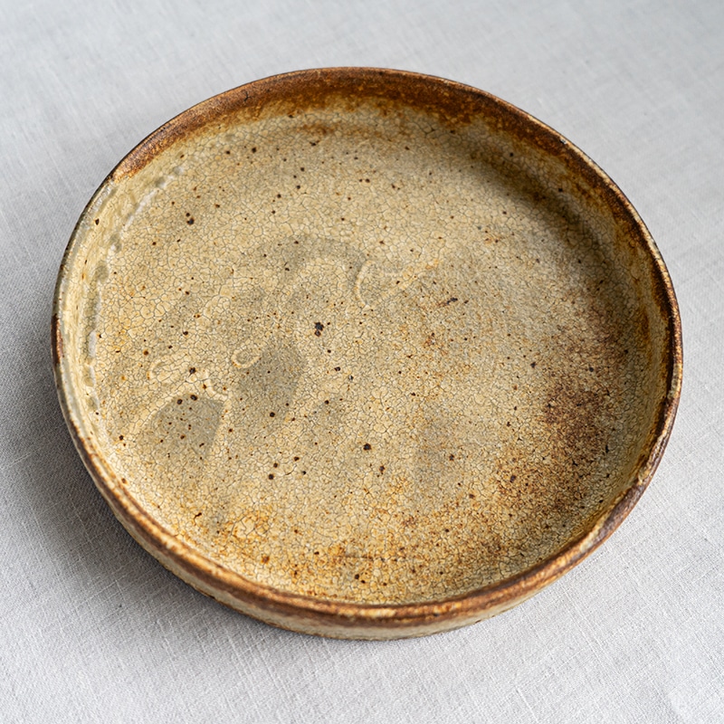 ヒビ粉引き平皿6寸 馬渡新平 | 作家から選ぶ,馬渡新平 | 【公式通販