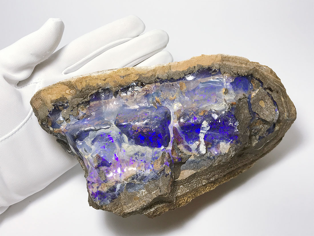 オーストラリア産 ボルダーオパール