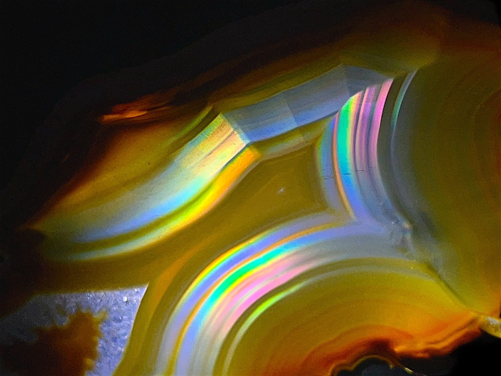 インドネシア産 イリスアゲート 大き目スライス /Iris Agate