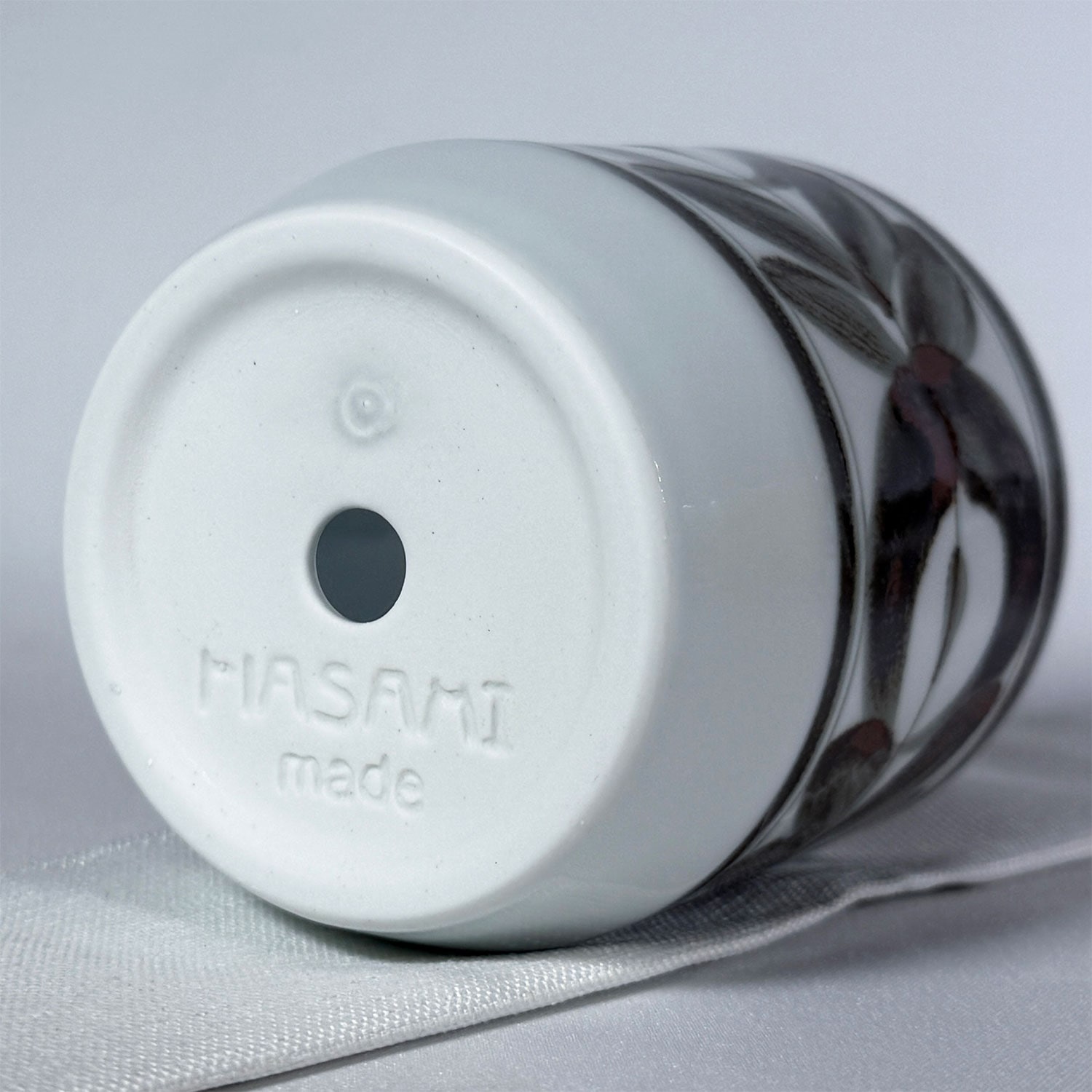 植器 HASAMI-made 波佐見焼で作られた磁器鉢 ＜廻り花茶 85mm＞ | 園芸