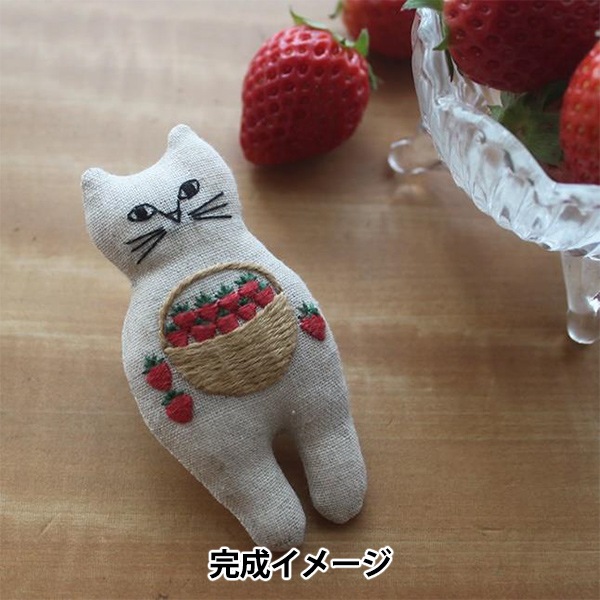 刺しゅうキット 『nekogao 刺繍ブローチ いちごのバスケット PHC-124-1