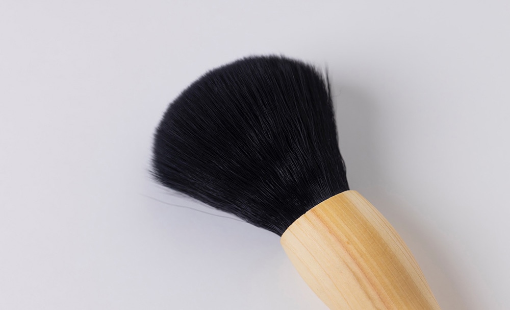 美巡フェイスブラシ（マッサージ・フェイスパウダー用）｜メイクブラシ