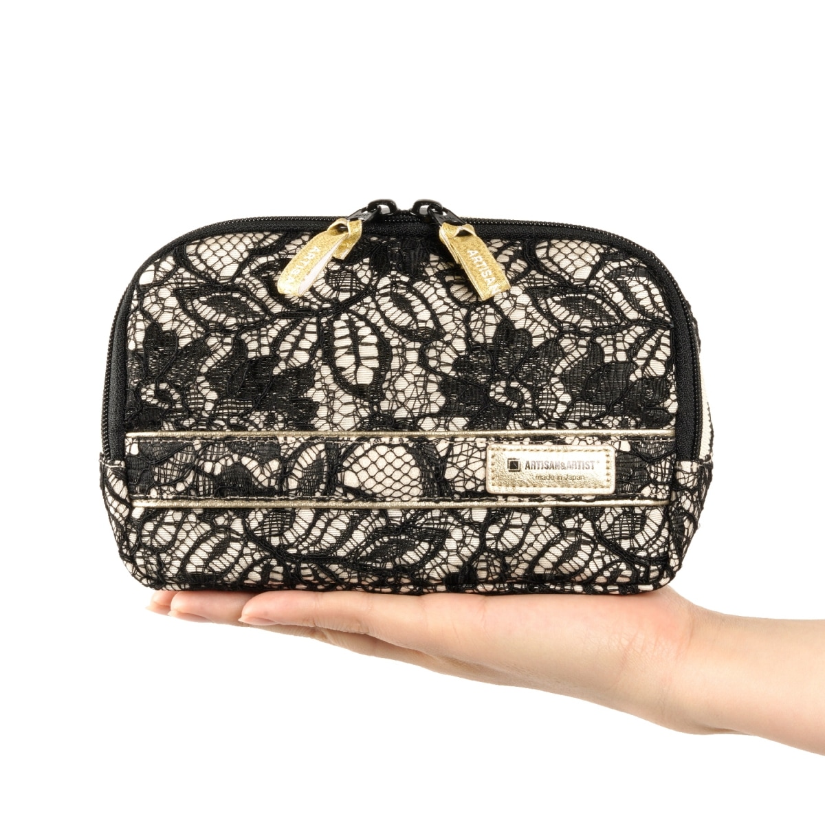 オンライン限定 ポーチと天然毛メイクブラシセット 2W-1046