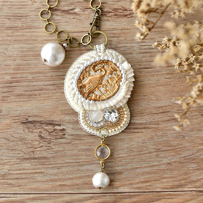 オリエンタル風ビーズ刺繍バッグチャームキット 【作家：サクラエン