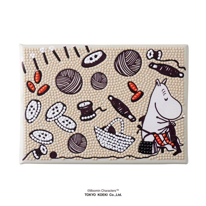 ダイヤモンドフィックス ムーミンアートコレクション「MAMA'S SEWING