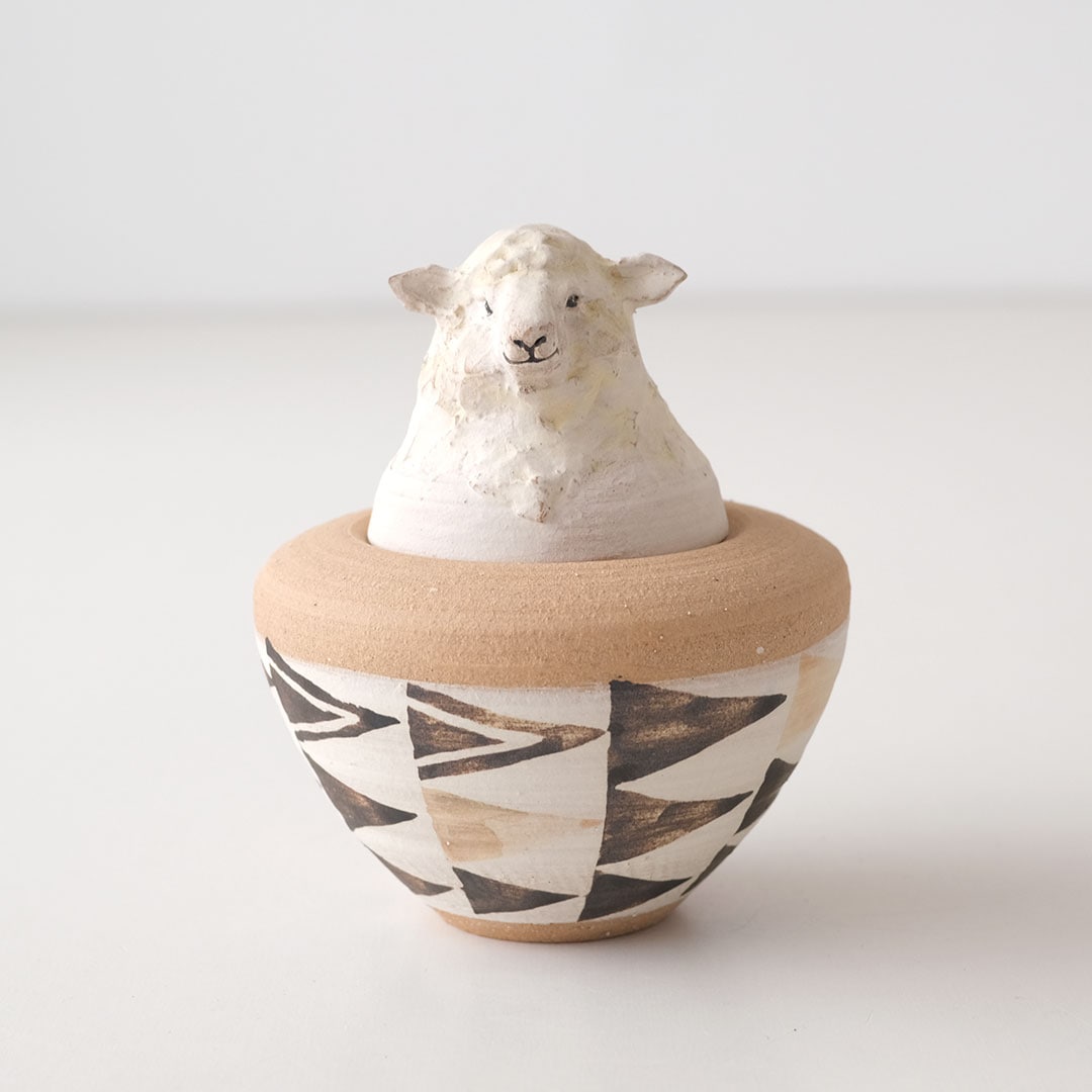 カノプス壷/ひつじ | acne.pottery.studio | 糸島くらし×ここのき 公式