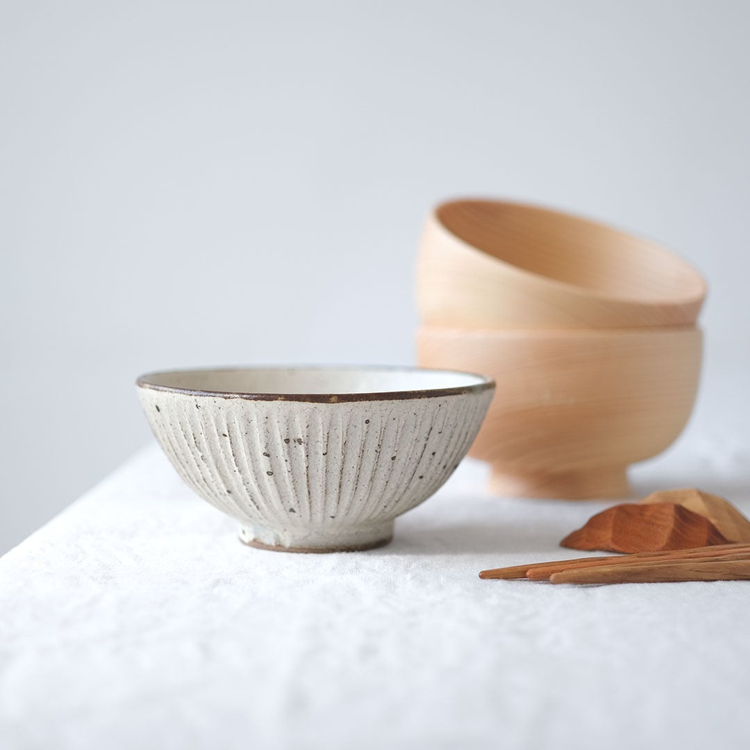 粉引しのぎ茶碗/大 | 唐津焼 雅樂窯 ( うたがま ) | 糸島くらし×ここの