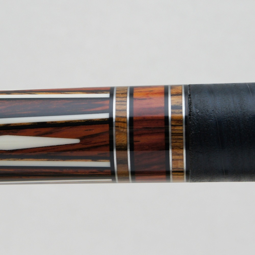 レンタル] ルカシー キュー カスタム LZC39 (オリジナルシャフト) Lucasi