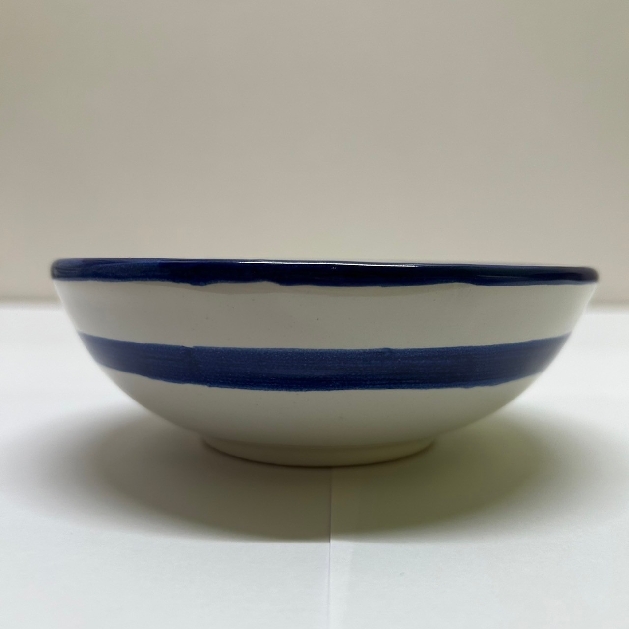 VIE154 ボウル カラフルブルー家 | 南イタリアの陶器 | ダニエルズ